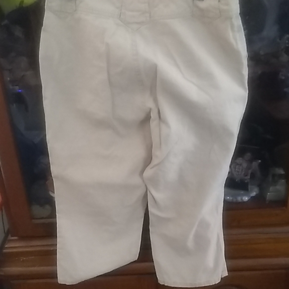 Capris - Picture 2 of 2